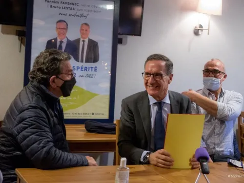 Le député UDI de la Mayenne Yannick Favennec menacé de mort : "Tu...